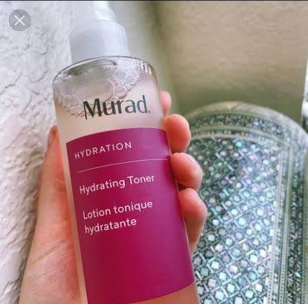 Murad Hydrating Toner giúp các bước skincare phía sau apply trên da được hấp thụ tốt hơn