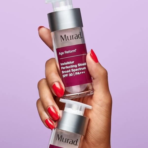 Kem chống nắng vô hình Murad có độ phổ quang rộng giúp bảo vệ da tối đa