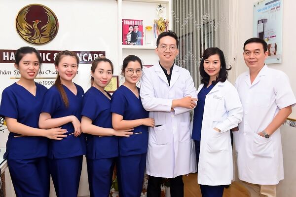 Đội ngũ chuyên gia Thanh Hải Clinic & Skincare