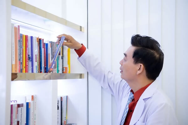 Bác sĩ Phạm Hùng Cường - Giám đốc chuyên môn tại Thanh Hải Clinic & Skincare