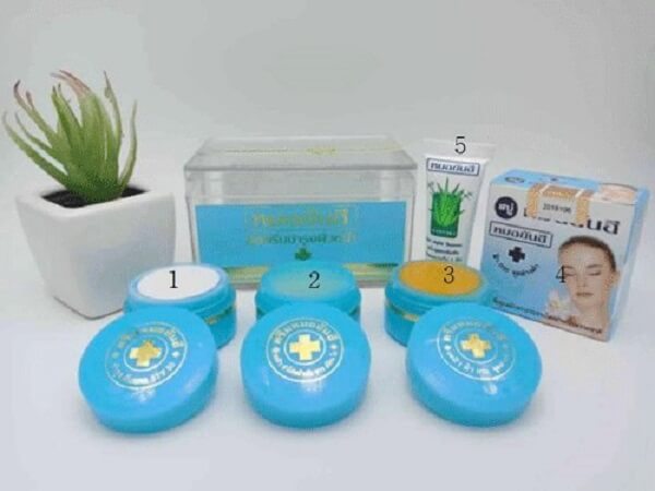 Set kem trị mụn hiệu quả giá rẻ Yanhee gồm 5 sản phẩm